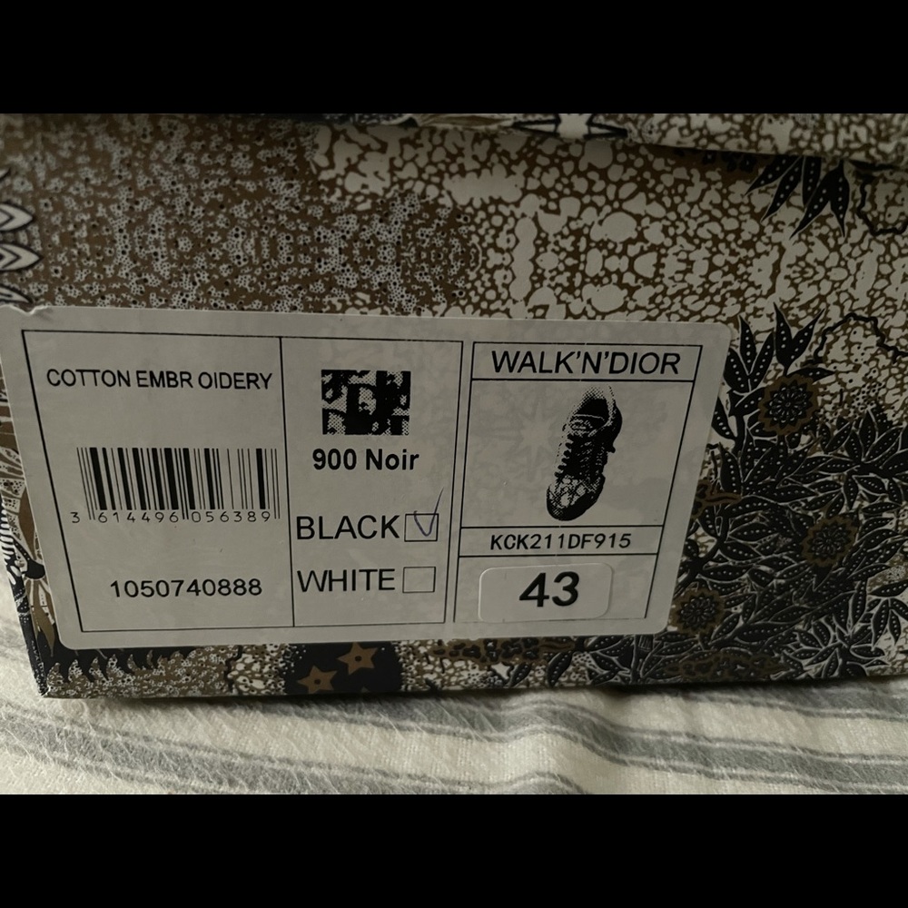Selling Christian Dior sneakers exclusive